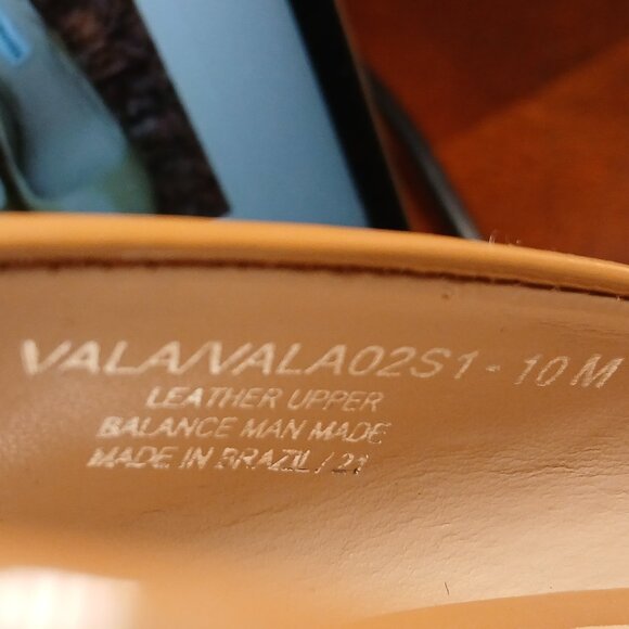 NWOB - STEVE MADDEN Vala Camel Patent Leather High Heel Pumps - Picture 8 of 8